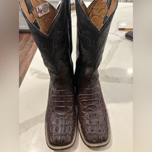 Caiman Cowboy Boots- La Hacienda Boot Co